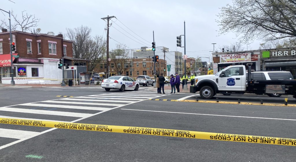 Deadly traffic crash on Georgia Ave NW